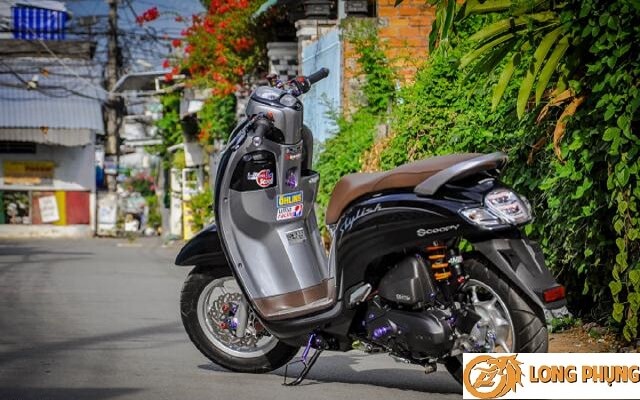 Khui thùng Honda Scoopy Club 2021 đầu tiên về Việt Nam đã có giá bán   Motosaigon